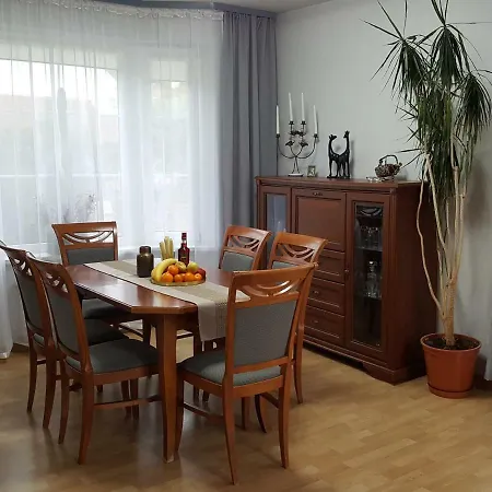Vila Dom Krotko I Dlugoterminowo