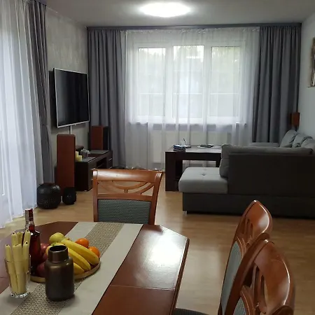 Vila Dom Krotko I Dlugoterminowo